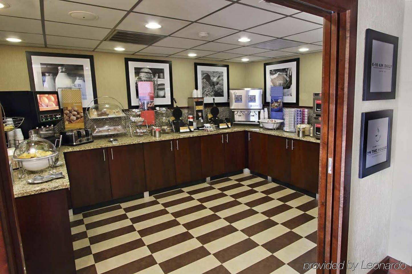 Motel 6 Fayetteville - I-95 Экстерьер фото
